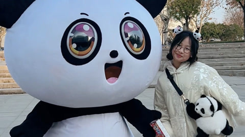 机灵姐大挑战 寻找熊猫之旅