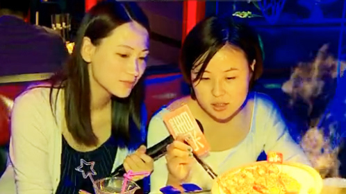 人气美食 三次搬迁人气不减 两百只烤鸭！两小时售罄！