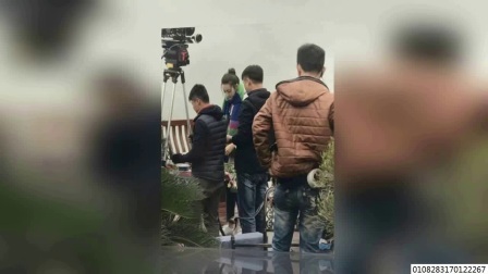 邓伦拍戏裤子开线热巴狂笑 这塑料般的情侣 171130