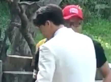 峰记本-李易峰资源博 李易峰游戏黑洞上线