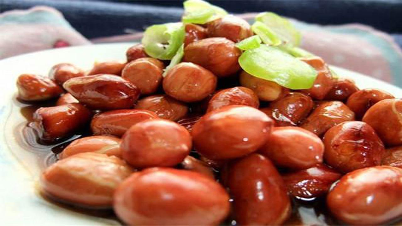 美&middot;食 醋泡花生米的家常做法，简单两步，减肥又降血压