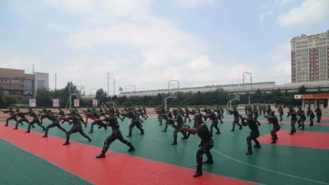 全民向前冲 硬汉来袭