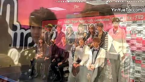 EXO Kris SMTOWN In LA 记者会发言 中文字幕 12/05/20-EXO