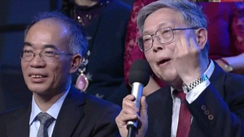 36.7℃明星听诊会 听院长说(六)上海龙华医院·肖臻