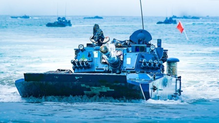 探访海军陆战队海训场 两栖战车惊艳亮相