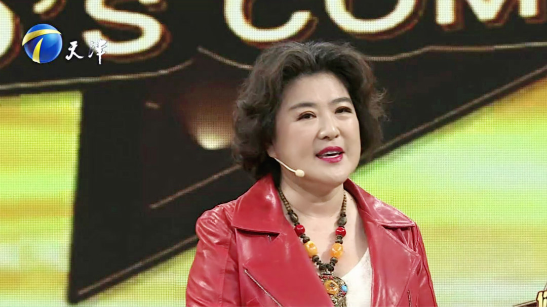 今日大来宾歌唱家万山红