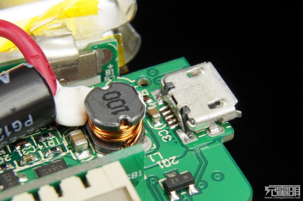 microusb 过孔焊接更加牢固更耐操. 性能篇