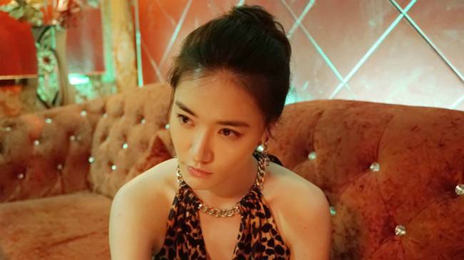 《卧底》第二季开播 邢宇菲身份浮出水面