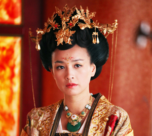 张庭版武则天,演丫鬟都觉是会被欺负的类型,演武则天差点儿事儿