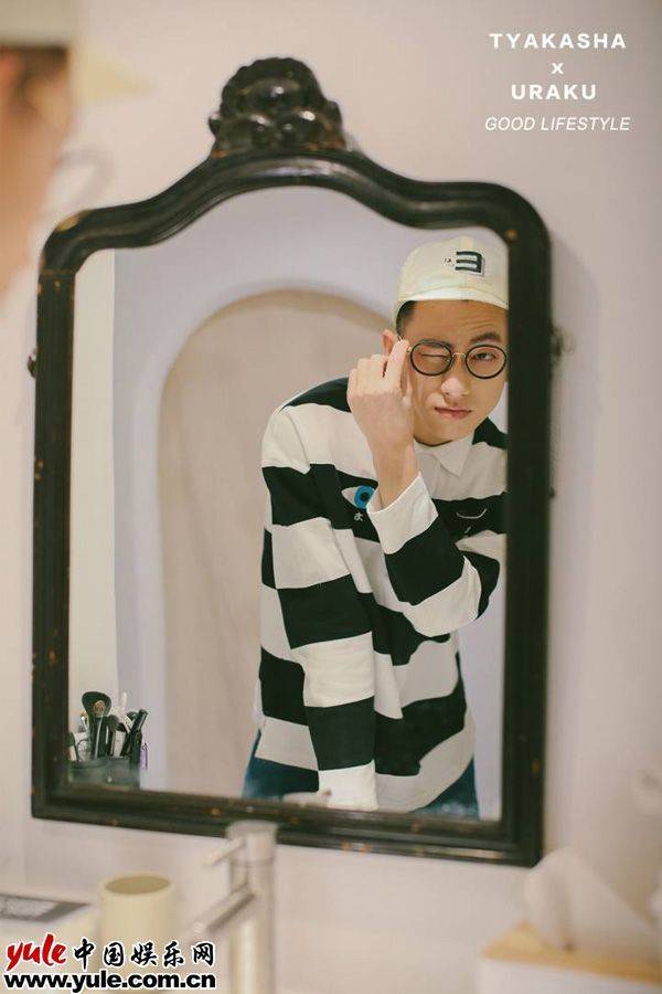 川大第一男神"杨翔宇在学校里早就是学妹们的男神了