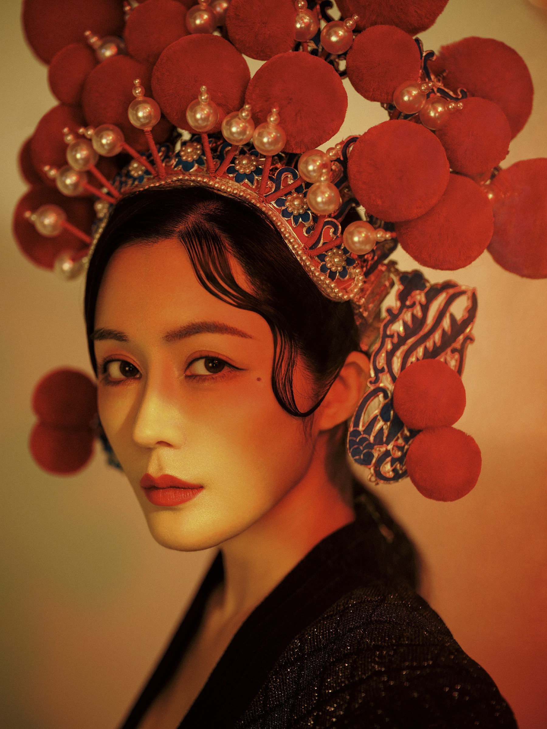 汤晶媚京剧造型国风大片 华贵清丽各有风情"睫毛精"令人羡慕