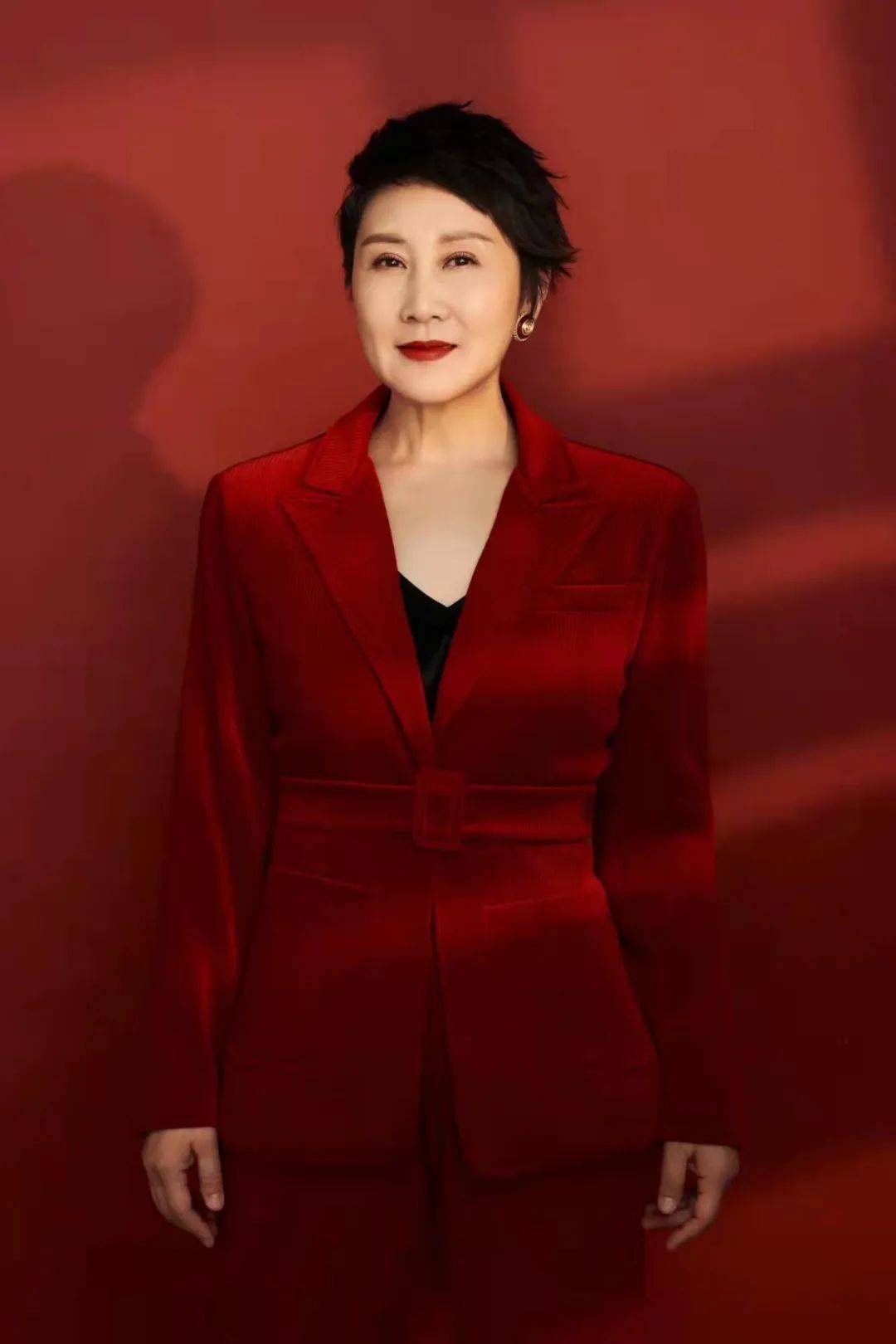 时代面孔专访|文艺事业四面开花,张凯丽这无以复制的30年 - 360娱乐,你开心就好