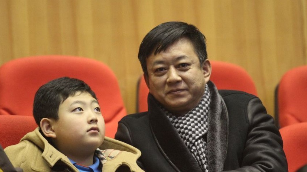 朱军和儿子朱思潭