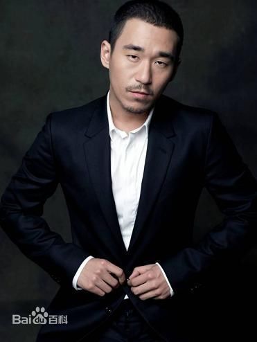 活佛济公里的陈亮是张国立的儿子张默么?