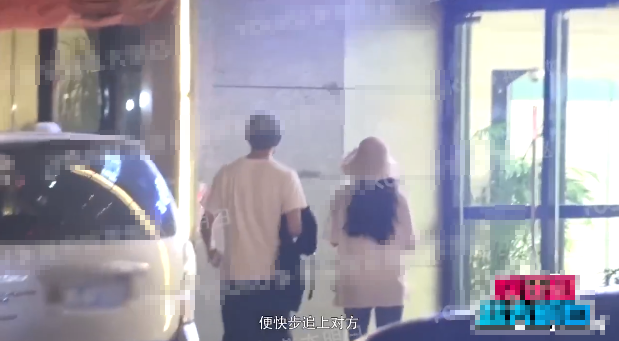 张含韵与小4岁男星恋情曝光？餐厅约会牵手同回酒店