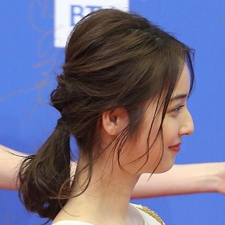 刘雯热巴都爱的春日马尾,这样扎就对啦!