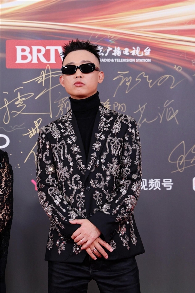 微博之夜GAI周延获“年度品质说唱歌手” 顶级唱作歌手实至名归 - 360娱乐,你开心就好