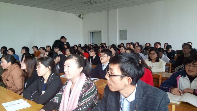 中国人民大学国学教授解俊杰先生来庄浪县中医医院作专题报告