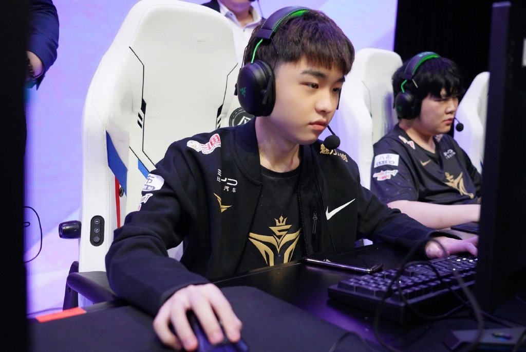 [赛后讨论] 如何评价本场uniboy的发挥?