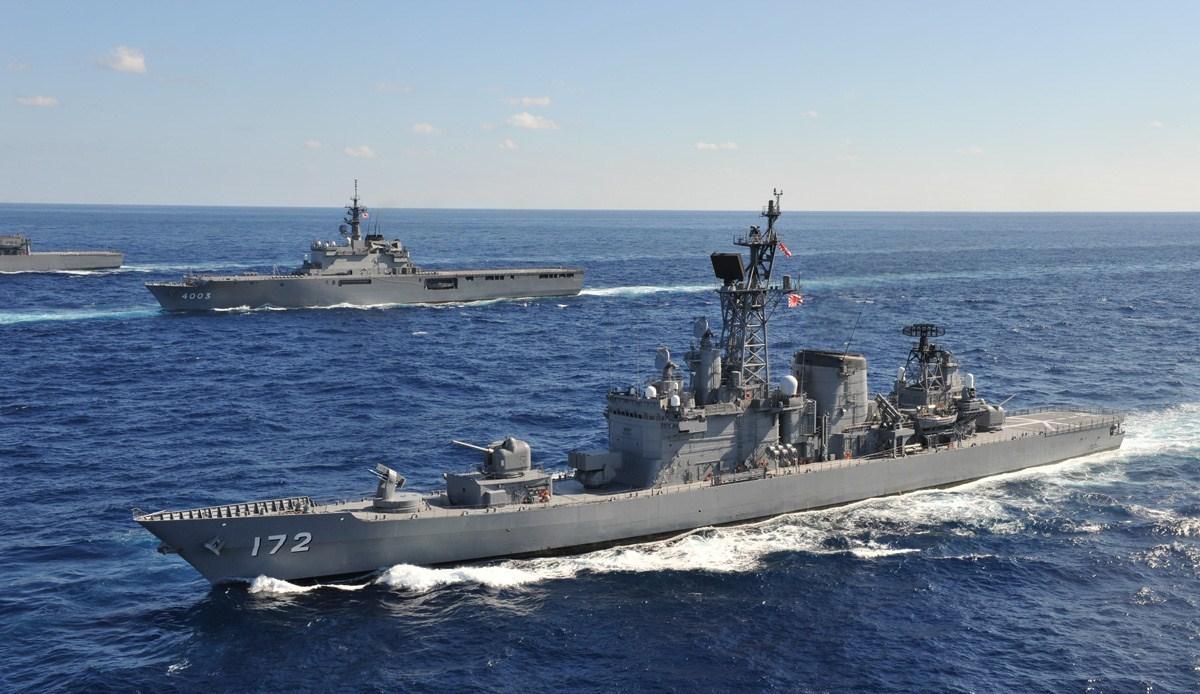 日本四个航母战斗群挡不住中国4架轰炸机?看到美国海军彻底醒悟